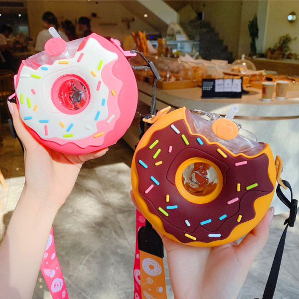 Barnens Donut-flaska Bärbar vattenkokare med sugrör Kindergarten