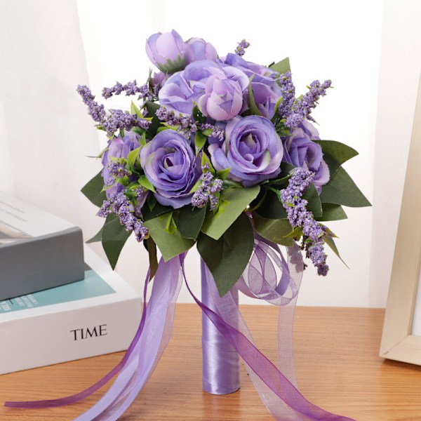 Bryllupsbuket til bruden, kunstig rosebuket, silke-rose, realistisk berøring, egnet til familiebryllup og festdekoration (lilla)