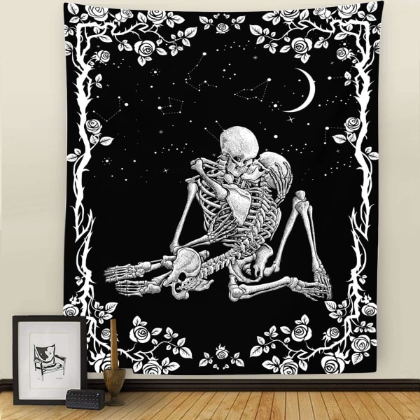 Skull Tapestry, The Kissing Lovers Black and White Tapestry, Mo