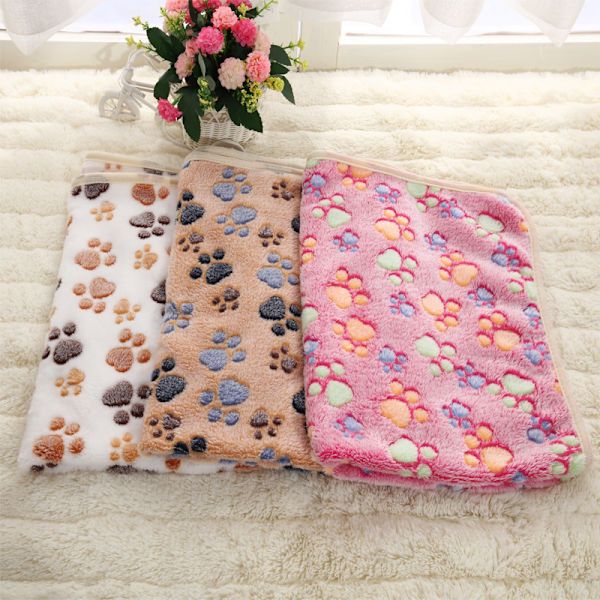 3 kpl lemmikkieläinten peittoa 104*76cm, koiranpentu peitto tassunjälki fleece bla