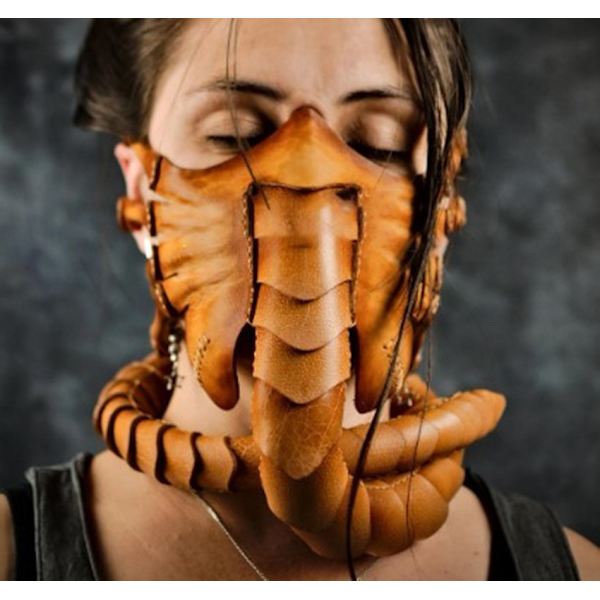 Facehugger Håndsyet Lædermaske Gyser Halloween Alien Kostume