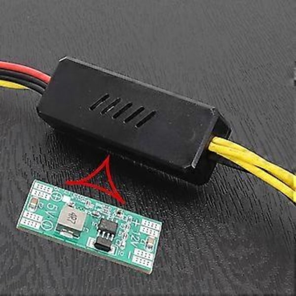 Uros DC5.5x2.5 - Sata Naarasliitin Virtajohto 12V5A DC5525 - 5V Kiintolevyn Virtajohto One for four