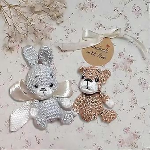 Mini Håndlaget Heklet Dyr i Valnøttskall Miniatyr Kanin Bjørn med Kjærlighetshjerte Emosjonell Støtte Gaver