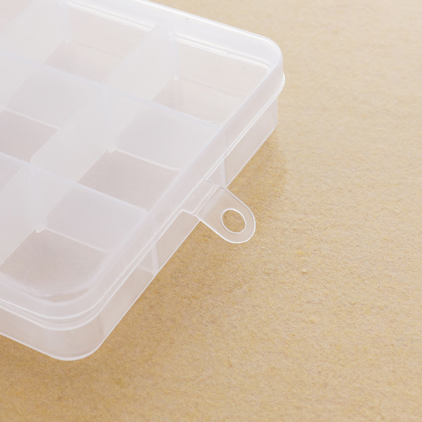 4 Plastförvaringslådor med lock