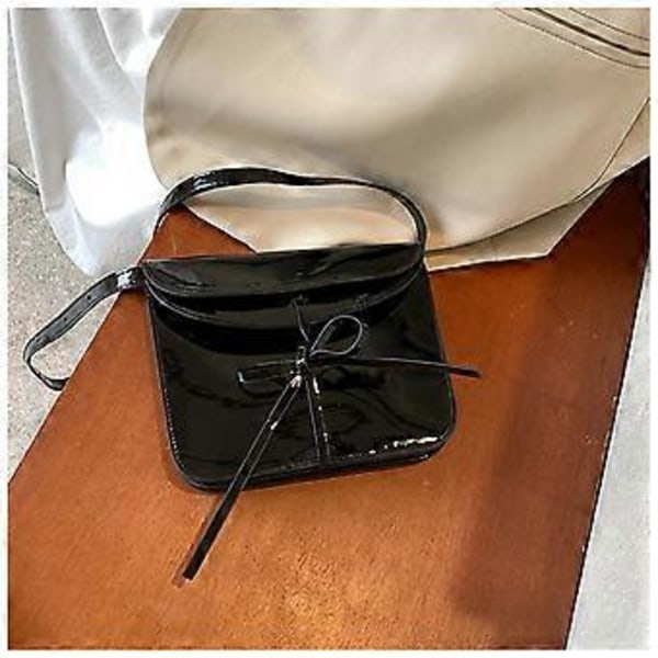Axelväskor i PU-läder för dam, Hobo-handväskor med justerbara remmar, liten Crossbody-väska, Hobo-väskor med rosett, röd Red