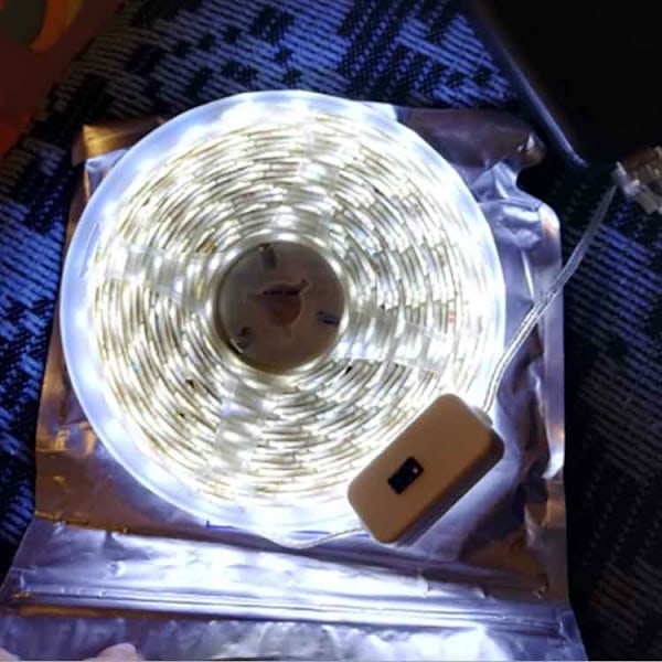 1 meter icke-vattentät LED-remsa med rörelsesensor, vitt ljus