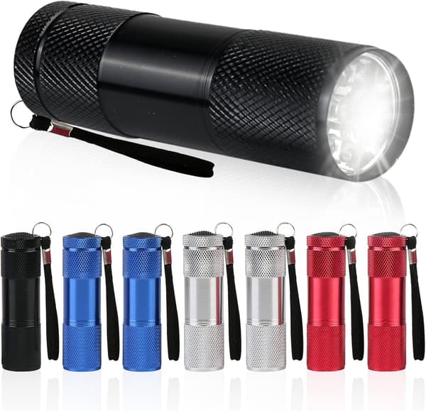 Mini-taskulamppu - 8 kpl LED-taskulamppua lasten syntymäpäiväjuhliin