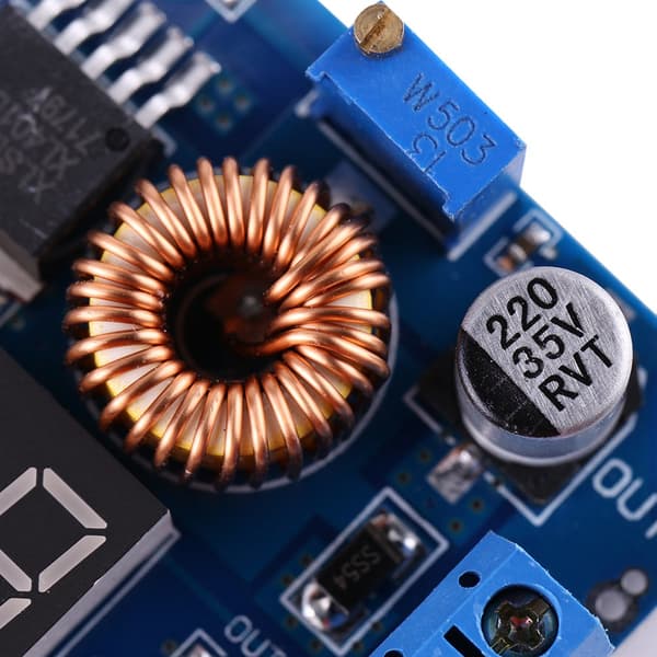 1 stk. DC-DC Buck Converter Spændingsregulator Step Down Modul 5A 4.0V~38V til 1.25V~36V Justerbar