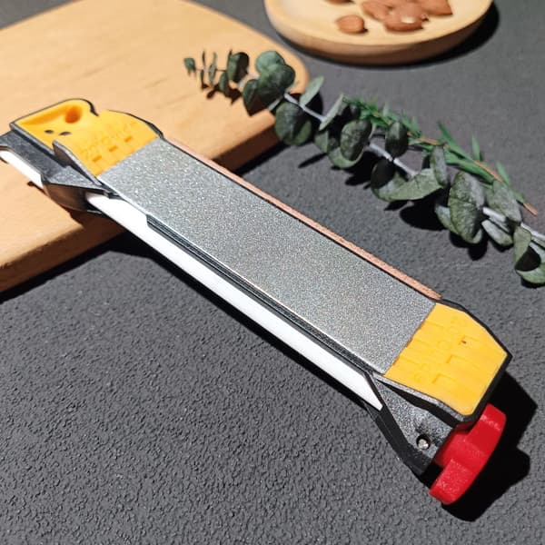 【BQ】Guided Field Sharpener, Portable Travel Sharpener, Fast and Multifunctional Outdoor Sharpener. Gul