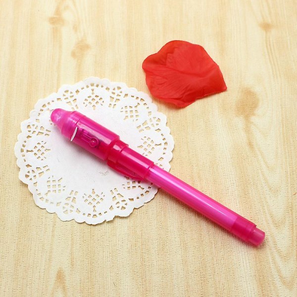 2st Invisible Ink Pen Spy Pen med UV-ljus Magic Marker Kid Pennor för hemligt meddelande och fest