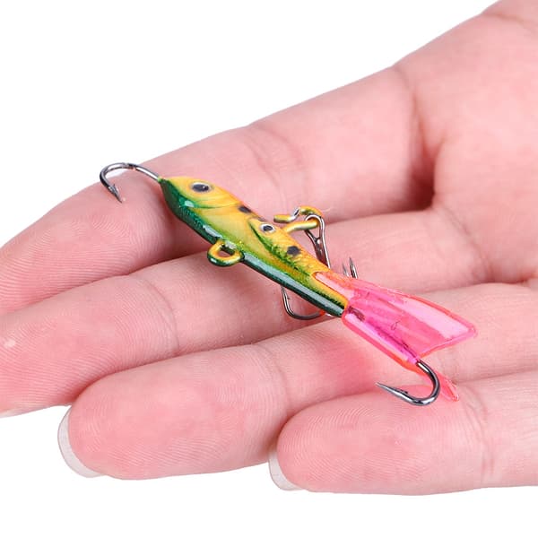 Hårdt agn Vinter Isfiskeri Metal Jig med Treble Hook