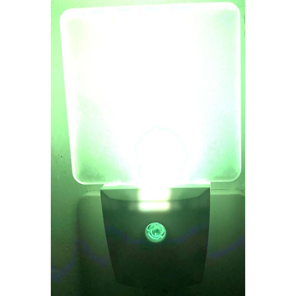Integrert Led Plug In Vegger Med Dusk To Dawn Fotocelle Auto Sensor Nattlys Green