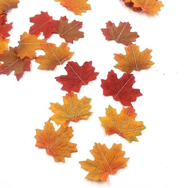 Simuloitu Maple Leaf Garland -syksyn sadonkorjuujuhlan koristelu 5 PCS