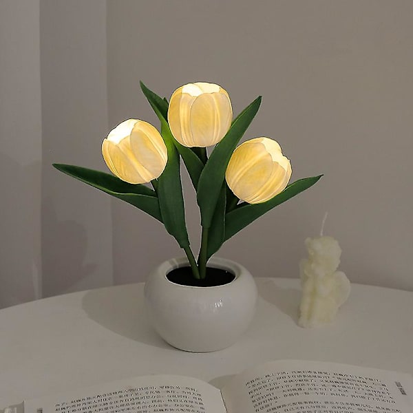 Led Tulip Night Light Simulation Flower Pöytävalaisin Kodinsisustus Tunnelmalamppu Romanttinen ruukkulahja toimistoon/huoneeseen/baariin/kahvilaan USB Rechargeable 3 Head Yellow Tulip
