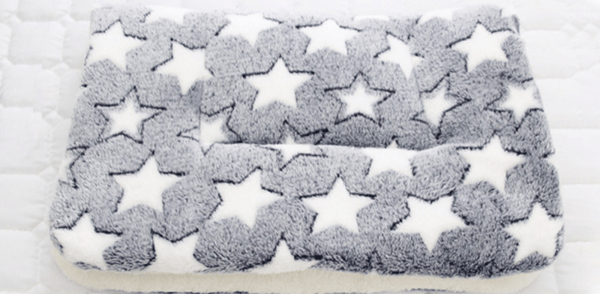 【BQ】Large Pet Blanket Flannel Winter Cat House Soft Box Mat Bean Paste White Bean Paste White 79*60cm