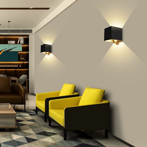 12W LED Vägglampa Utomhus Rörelsesensor 2 Stycken Vägglampor 3000k