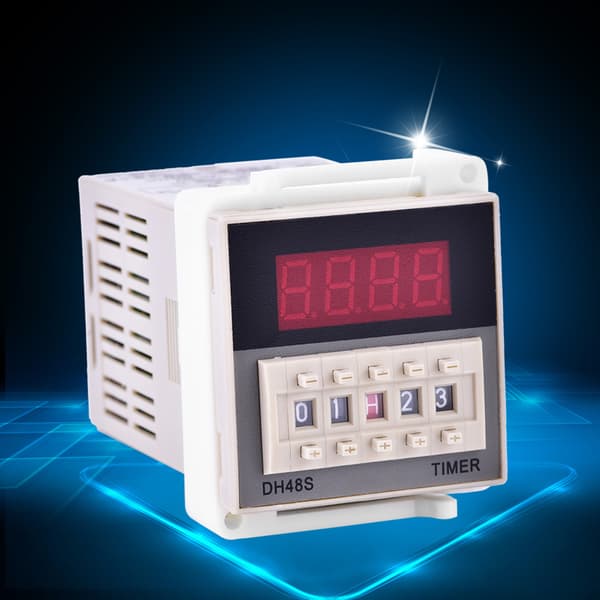 DH48S-2Z 220V Digital Display Dobbelt Tidsrelæ med Sokkelbase