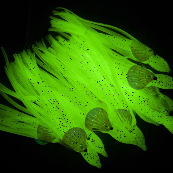 10 kpl Bionic Simulation Octopus Fake Crankbait -kalastusuistimet 5cm 6cm 10cm Keinotekoinen huojuva pehmeä syöttikalastusvälineet 8cm Multicolor