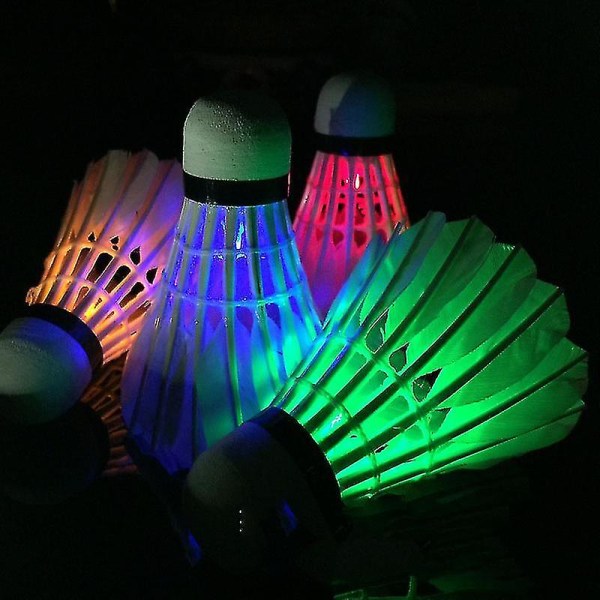 Holdbar og lys LED-badminton-fjerbold til indendørs/udendørs (4 farver)