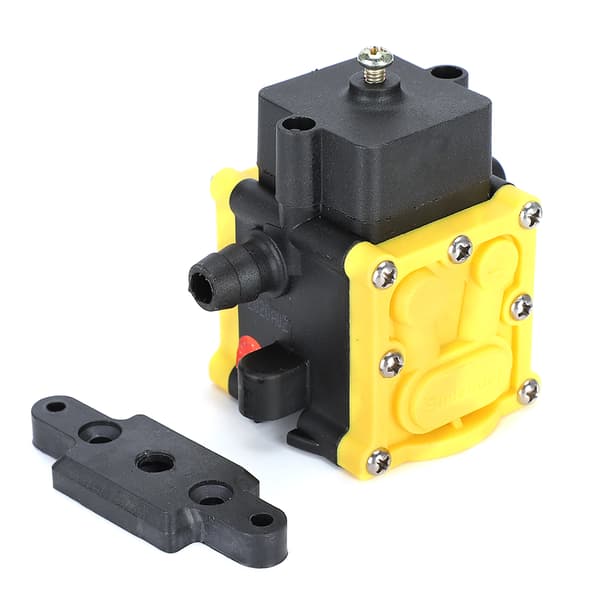 12V Membranpump Elektrisk Trädgårdsvattenpump Hållbar Dubbelflöde Ingen Stopp Typ D Återflödestillbehör