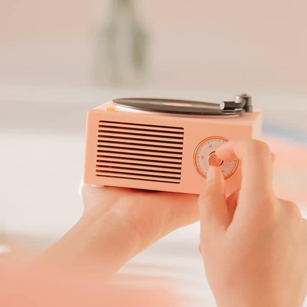 Retro Bluetooth platespiller minihøyttaler
