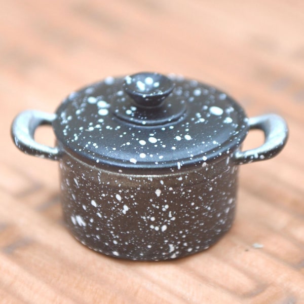 1/12 dukkehus Miniatyr Søt Metal Suppe Pot Display Mold Hjem Dekor tilbehør Dark Orange