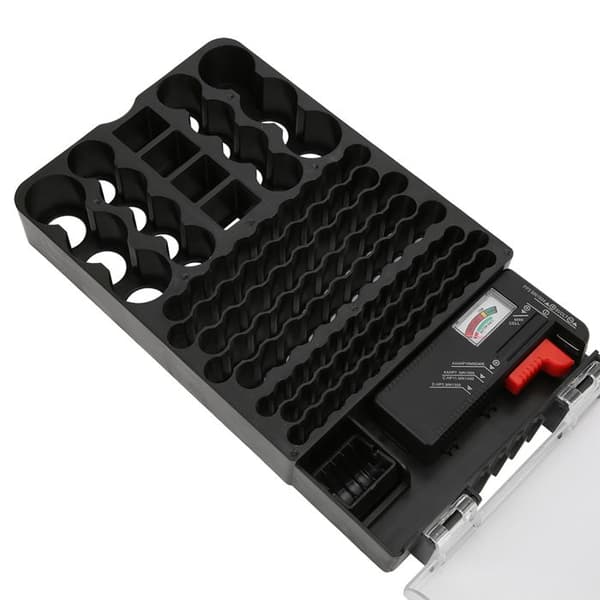 Batteriopbevaringsboks med 104 rum og analog batteritester