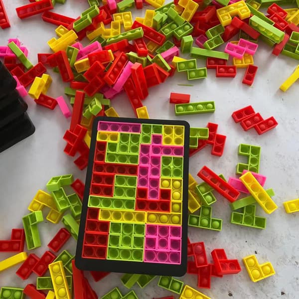 Interaktivt pusselbyggblockspel Push Bubble Fidget Blocks Leksaker