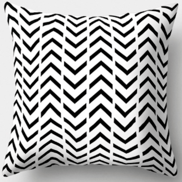 Tyynynpäällinen koko 45 * 45 cm - Zick zack med vit botten Polyester