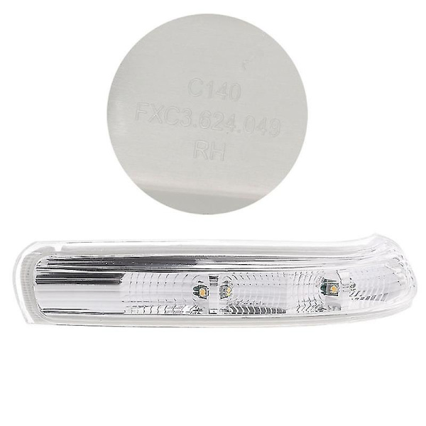 Bil bakifrån Blinkers höger sida är co-pilot spegel LED-lampa