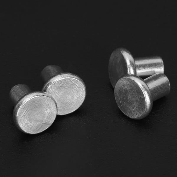 100 stk. GB867 M4x4mm Fladhoved Aluminium Solid Nitter