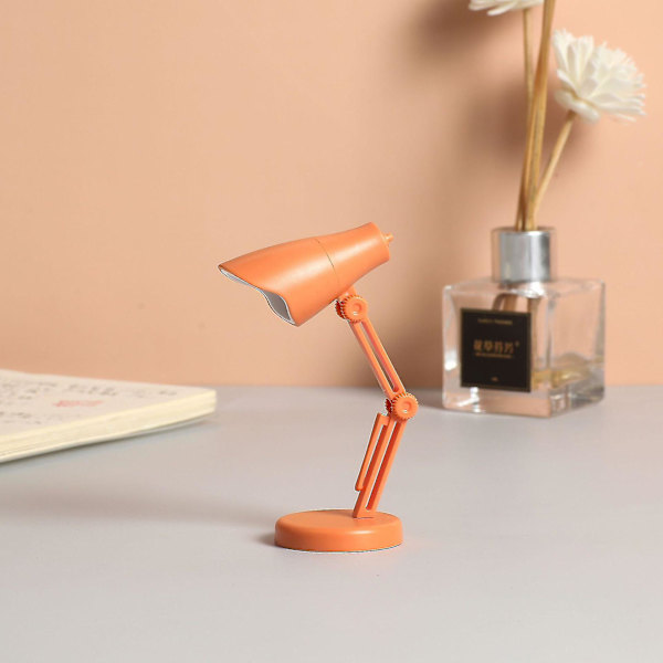 2 stk Mini liten bordlampe Led sammenleggbar bærbar liten nattlampe Magnetisk sug varm farge Øyebeskyttelse Lesebordlampe med klips LD01-Orange