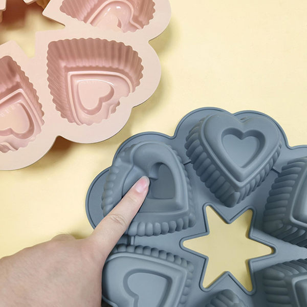 Mousse Kage Silikone Stencil Genanvendelig hjerteform til gør-det-selv bagning Pink