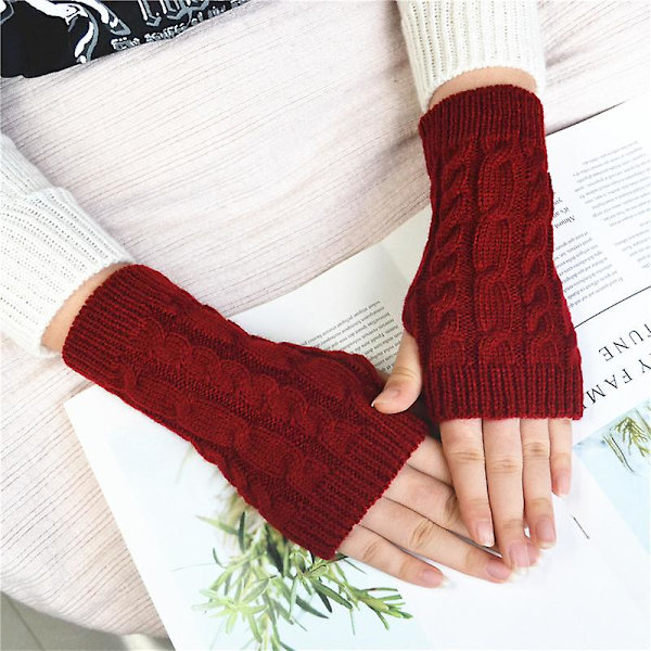 Nya Kvinnor Handvärmare Vinterhandskar Modestickning Faux Wool Vante Varma Fingerless Femme Kvinnor Handskar Wine Red