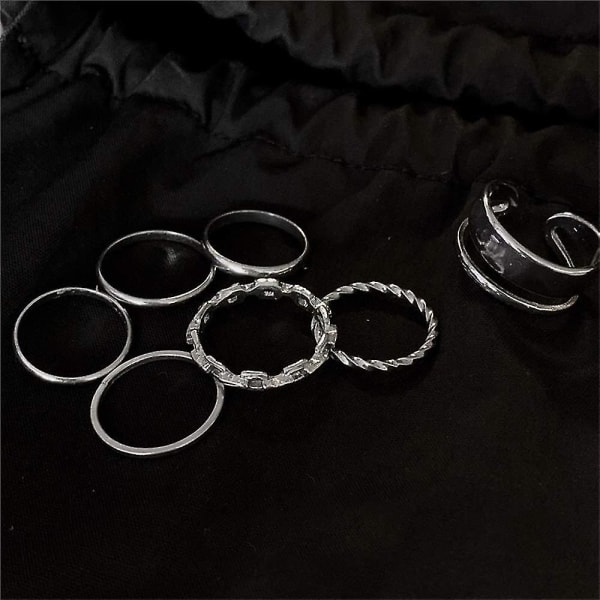 Gothic Knuckle Ring Set 7 Pcs Half Open Finger Ring Silver Punk Stackable Rings For Women Or Men