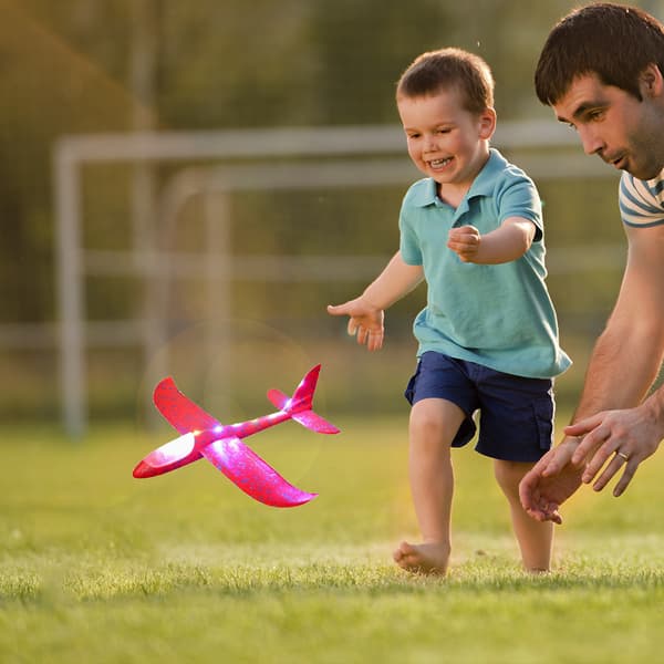 LED Lysende Seilfly Skum Fly Leke Manuell Kast Dual Flight Mode Gave til Barn
