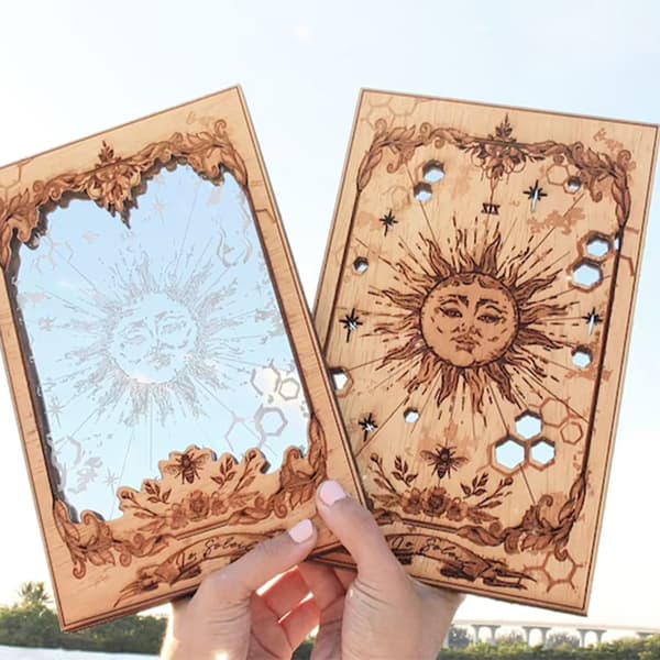 Sun XIX Tarotkort Träspegel Heminredning
