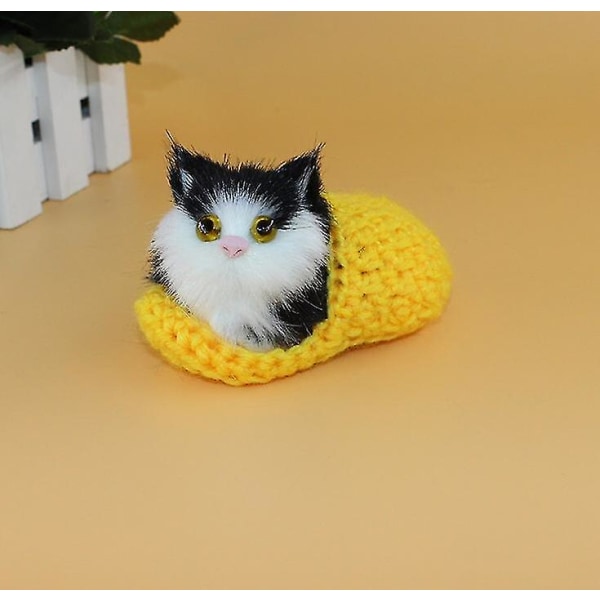 Simulation Cat Ornament Hjemmesko yellow open eyes slippers cat