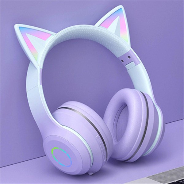 Lys op trådløse øretelefoner med katteører