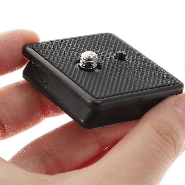 [BQ]2 pcs Tripod Mount Tripod Quick Release Plate 1/4 inch Screw Tripod Camera Mount Black 4.6X4.2X0.6CM
