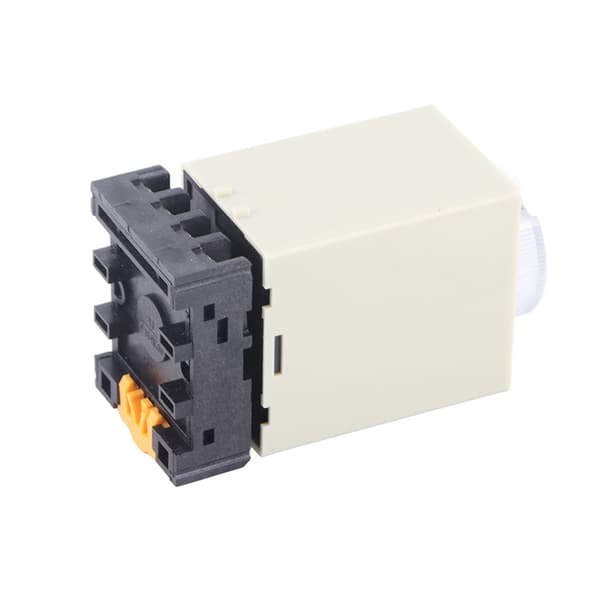 ST3PA‑B 0‑10S Tændingsforsinkelsestimerrelæ Knapstyringstimerrelæ med base AC 220V