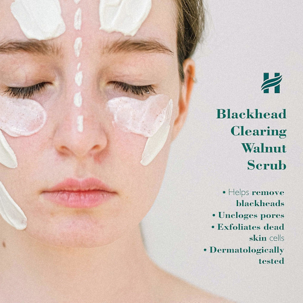 【BQ】Himalaya Blackhead Clearing Walnut Scrub - 75ml