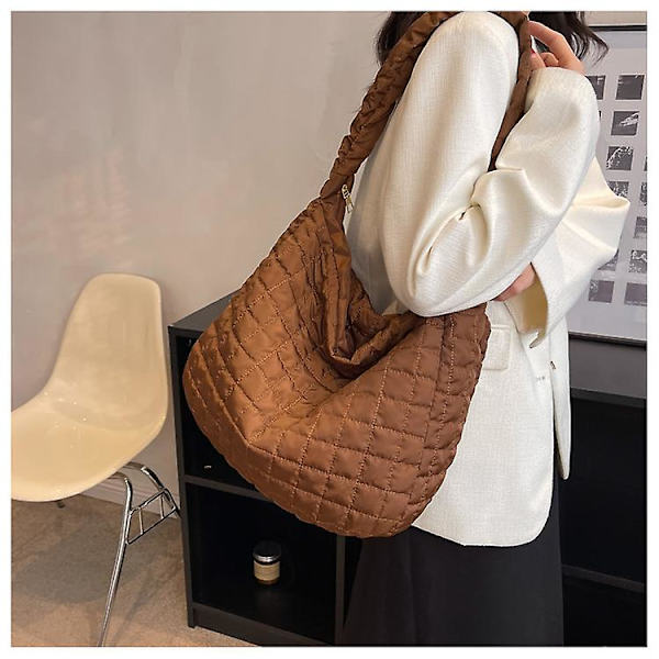 Uformell quilting Rutet skulderveske for kvinner Mote Dame Reisevesker med stor kapasitet Ensfarget håndvesker under armene for kvinner Khaki Khaki