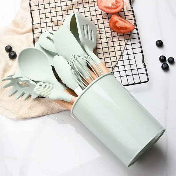 Köksredskapsset 12-delar redskap i silikon med trä handtag - Mat Turquoise