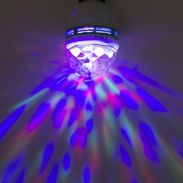 Roterende Flerfarget LED Diskolampe . E27 150
