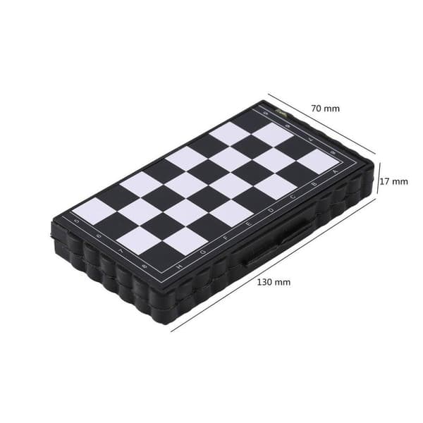 Train chess anywhere with magnetic mini chess Svart black