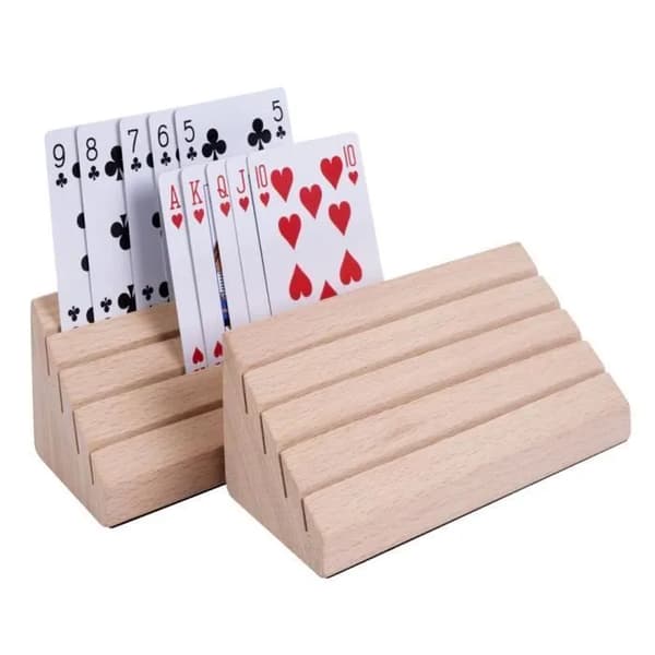 Spelkortshållare för pyramidformade spelkort