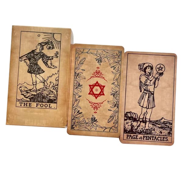 Rider Waite Tarot antiikkityylillä