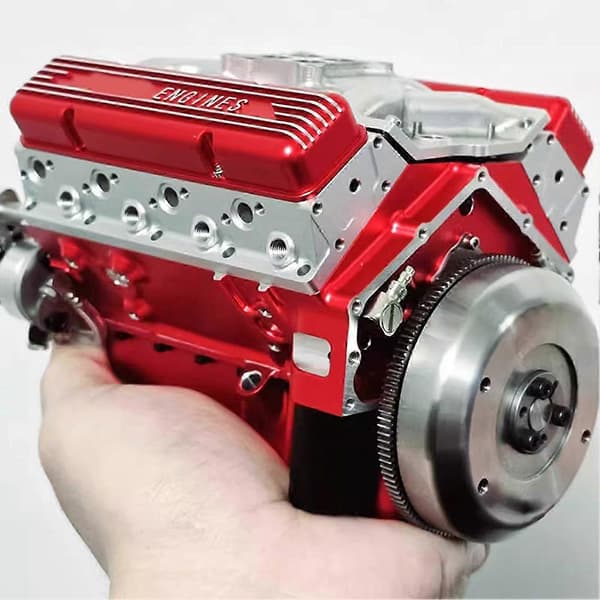 Lite V8-motorsett for voksne