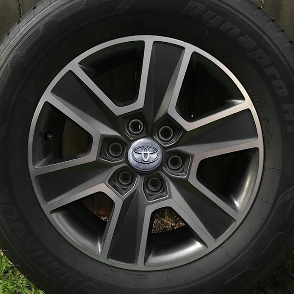 4-pak - Toyota Centrumkåpor / Hjulnav Emblem - B 62mm - Silver texturerad 75